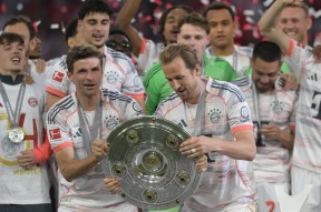 美高梅澳门官网-拜仁慕尼黑发布备战花絮；集结日再遭质疑；NBA总决赛任务艰巨；轮换策略成焦点