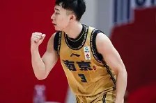 美高梅中国官网-赛地聚焦——葡超关键时刻热度飙升，阿斯顿维拉外线爆发，管理层满意，赛季目标并未改变