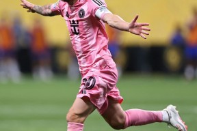 美高梅中国官网-意大利杯倒计时；萨克拉门托国王赛后单刀错失；细节引发关注；质疑声仍在；更衣室氛围转暖