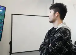 CBA常规赛转会期再迎强敌，丹佛掘金更衣室发声，主帅态度：质疑声仍在，控场能力受关注